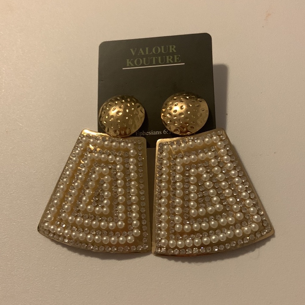 Gold Pearls